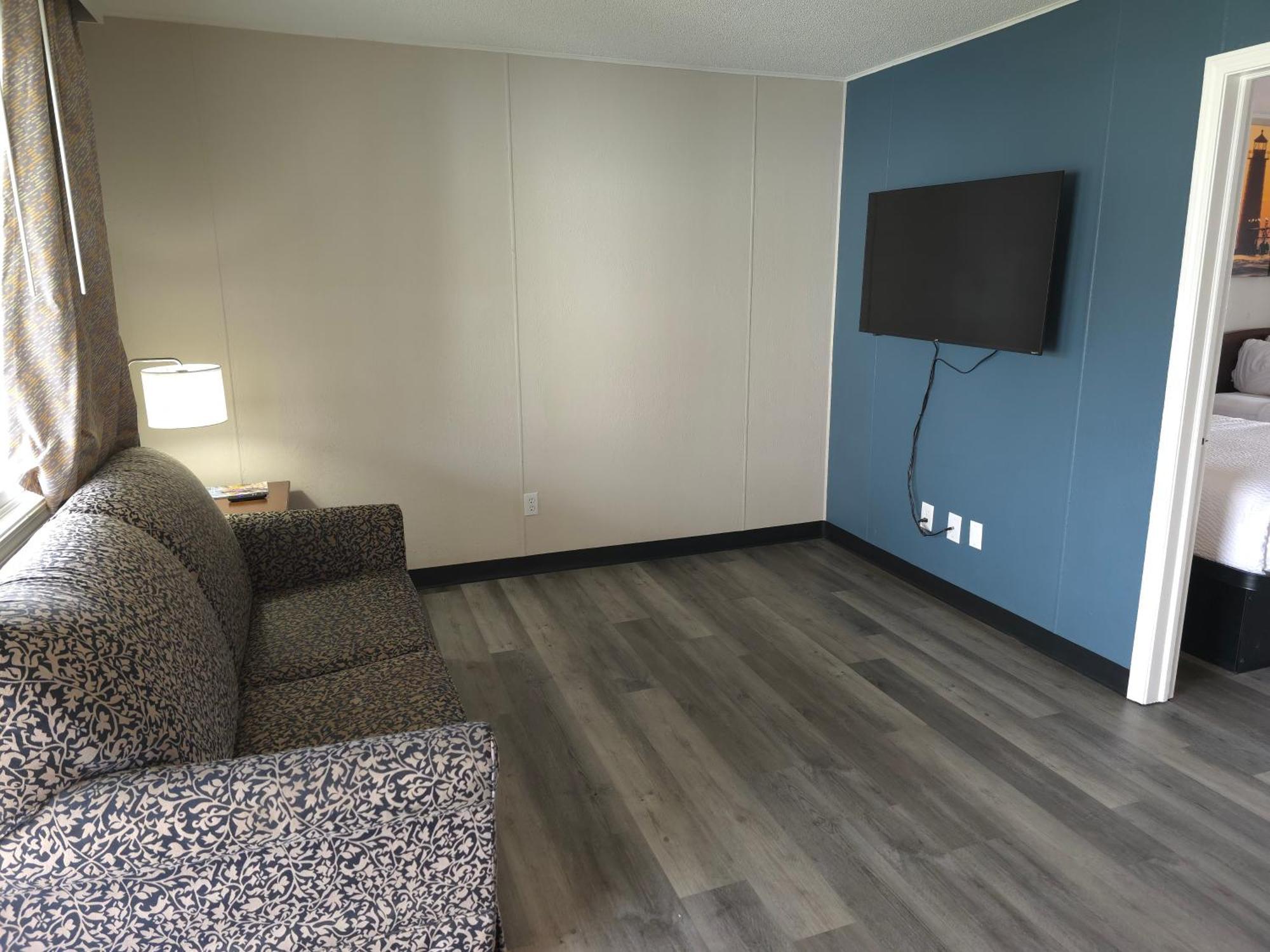 Days Inn And Suites By Wyndham Port Huron Kültér fotó
